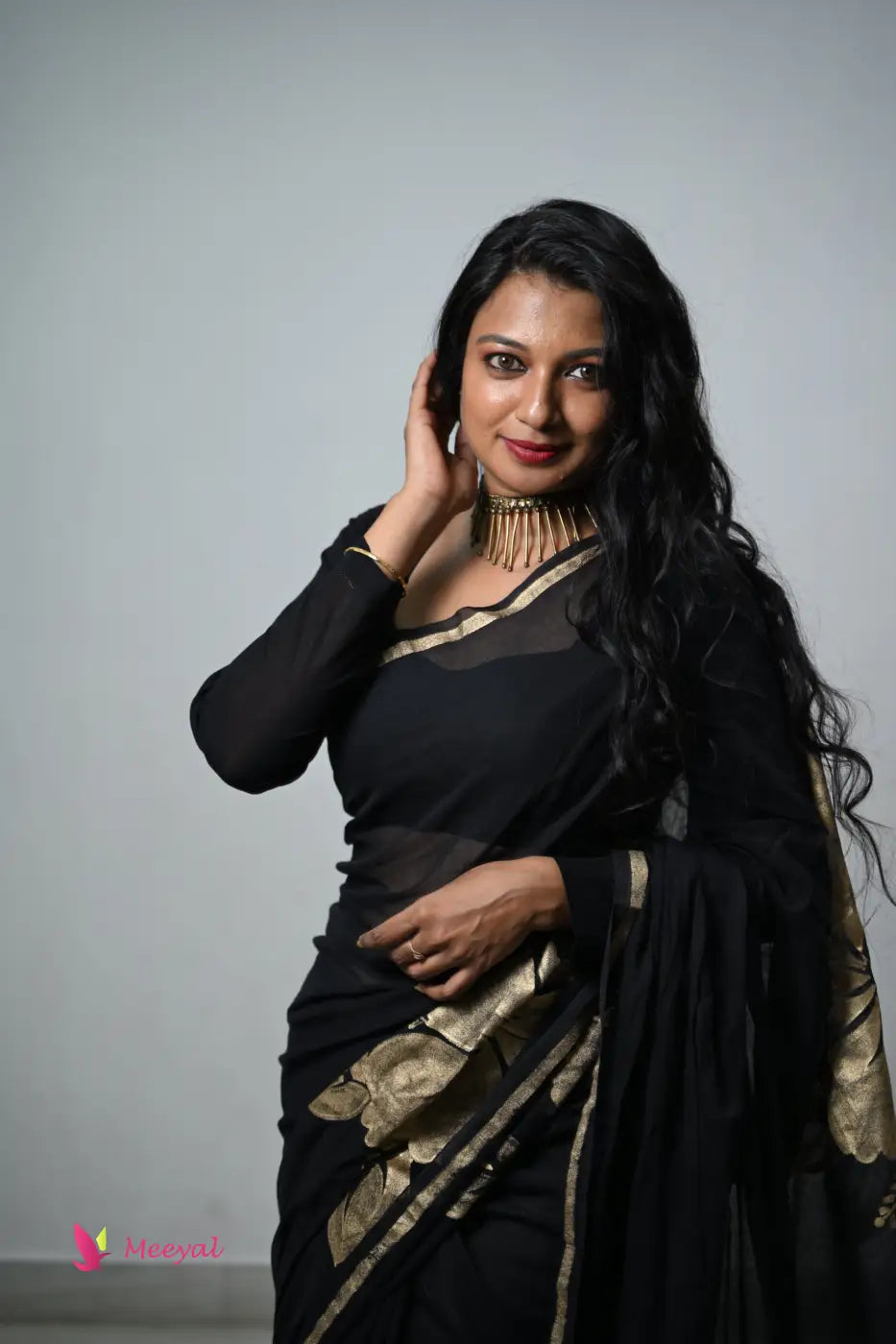 Black Hand Painted Mull Cotton Saree Hand Painted Mull Cotton Saree