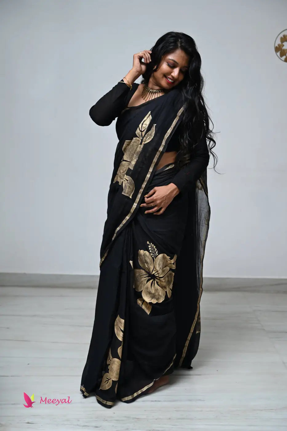 Black Hand Painted Mull Cotton Saree Hand Painted Mull Cotton Saree
