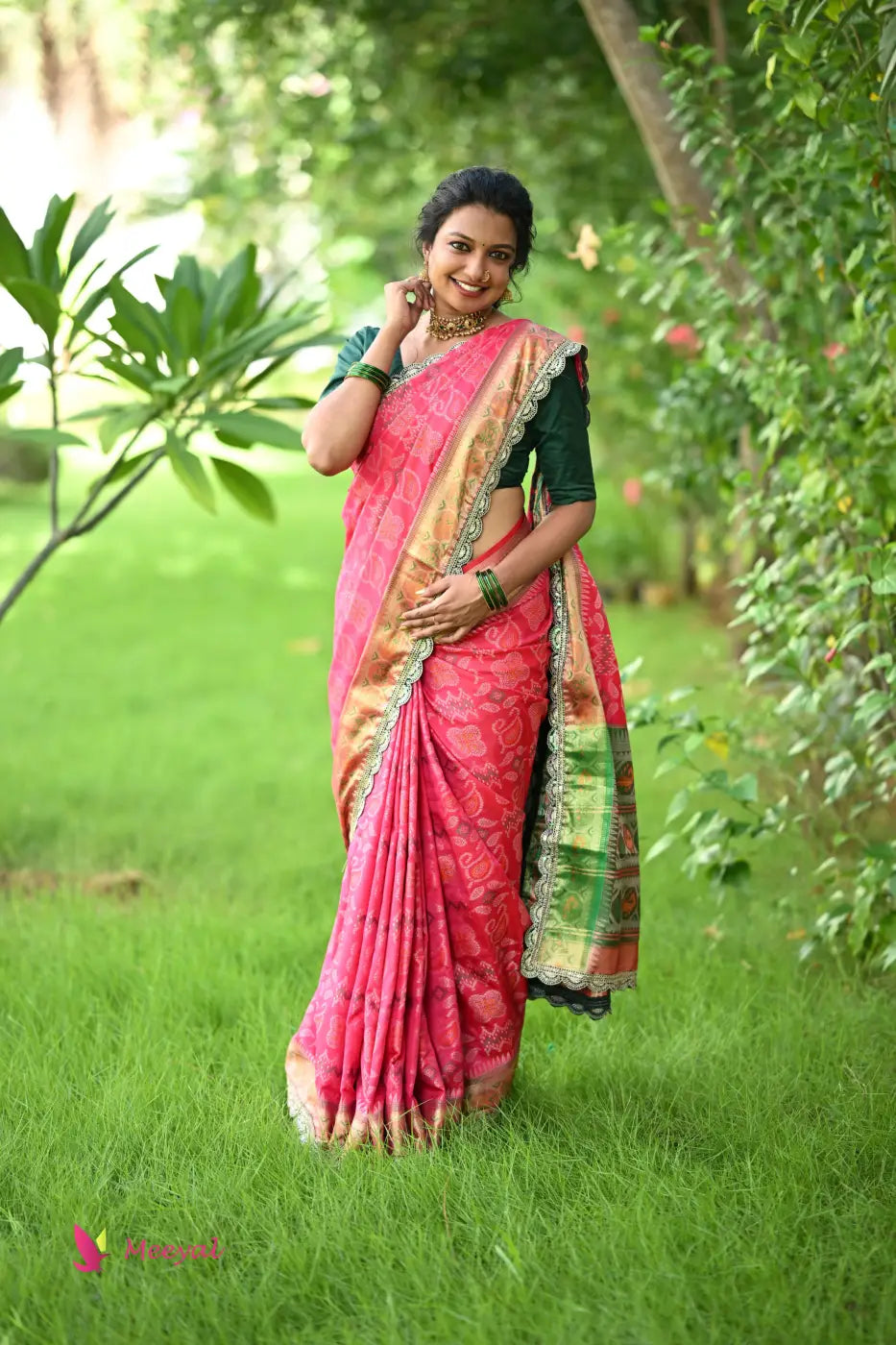 Classic Banarasi Silk Saree Banarasi Silk Saree